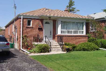 108 Silverhill Drive Eatonville Etobicoke