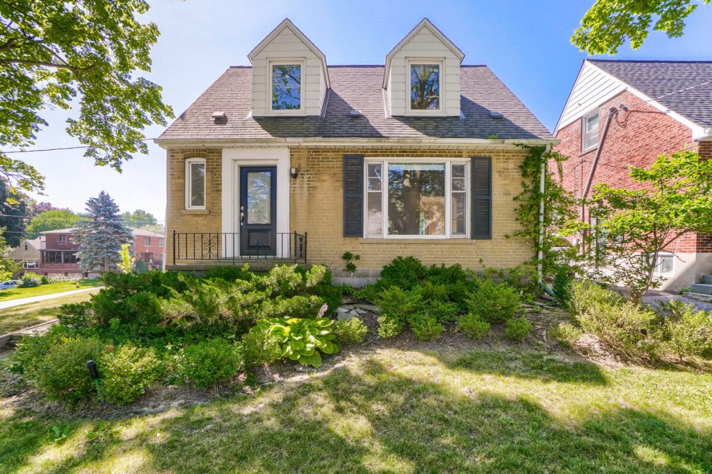 51 Delroy Drive For Lease