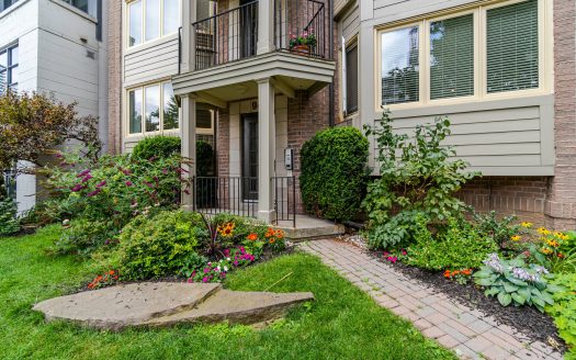 Distillery District 1 Bedroom Condo For Sale